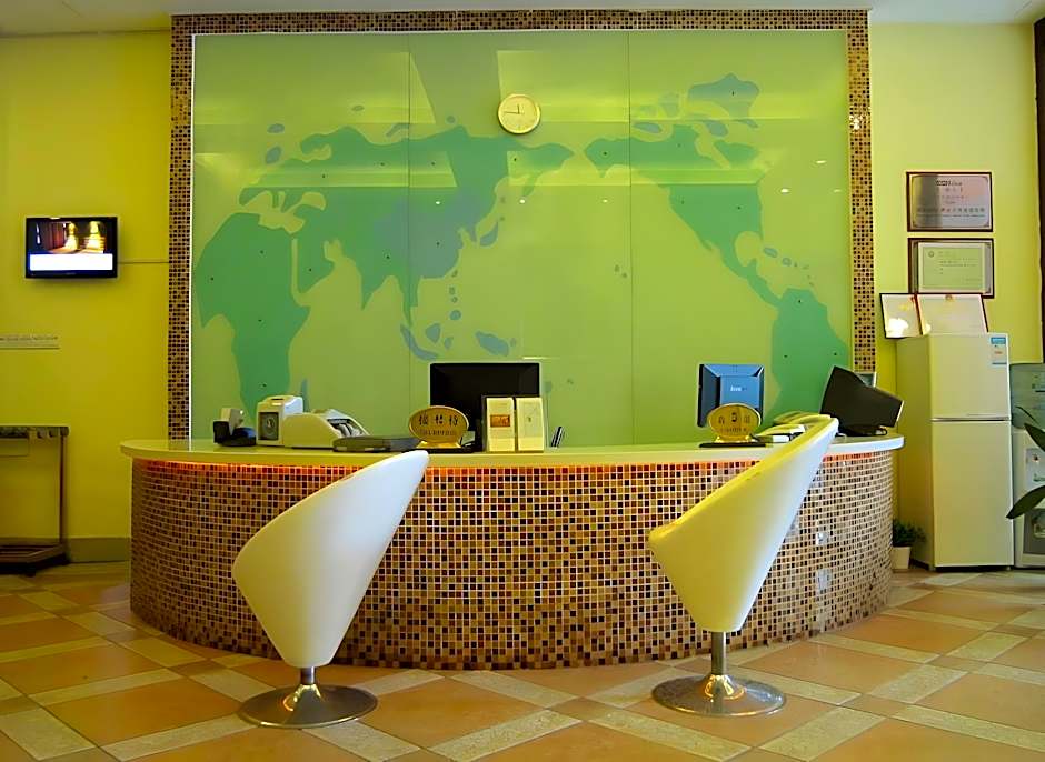 Green Oasis Hotel