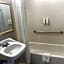 Days Inn by Wyndham Lake City I-10