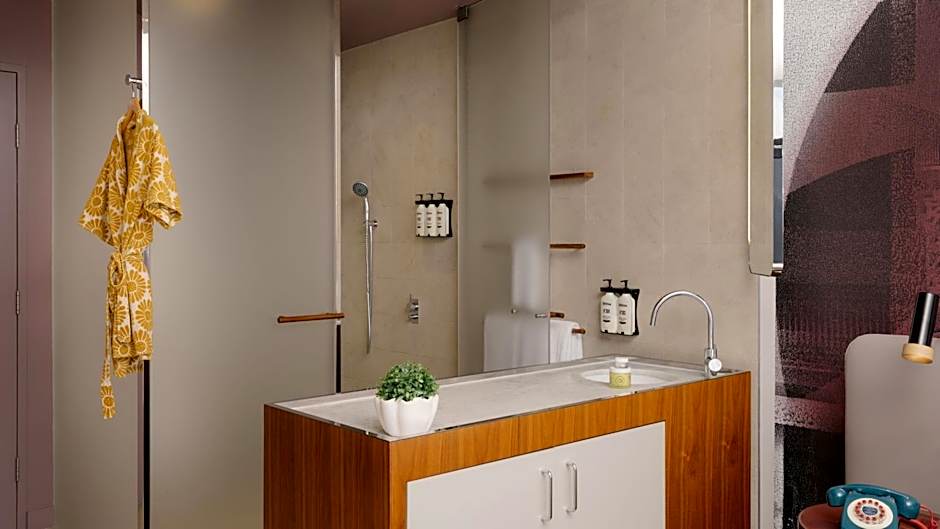 Hotel Indigo Sydney Potts Point By IHG