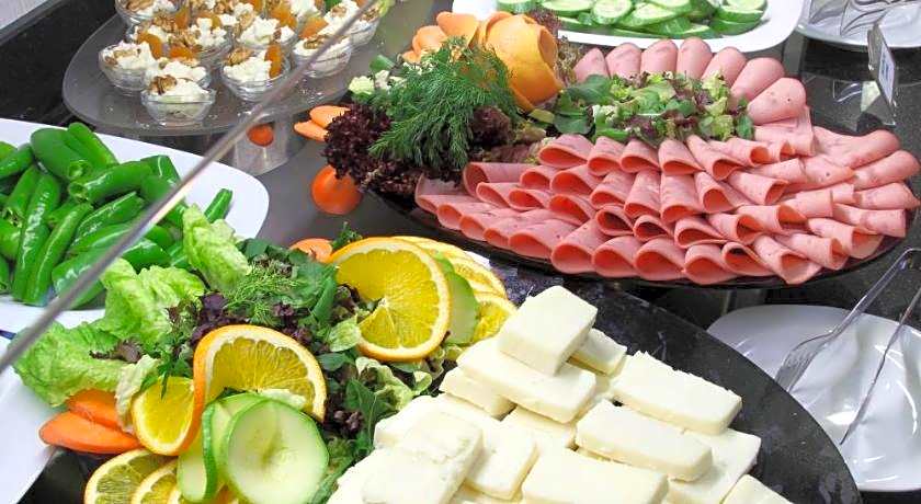 Hotel Senbayrak City