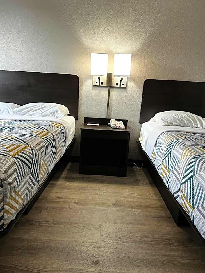 Motel 6 Hazelwood