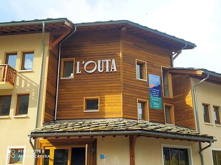 L'Outa Hotel Restaurant