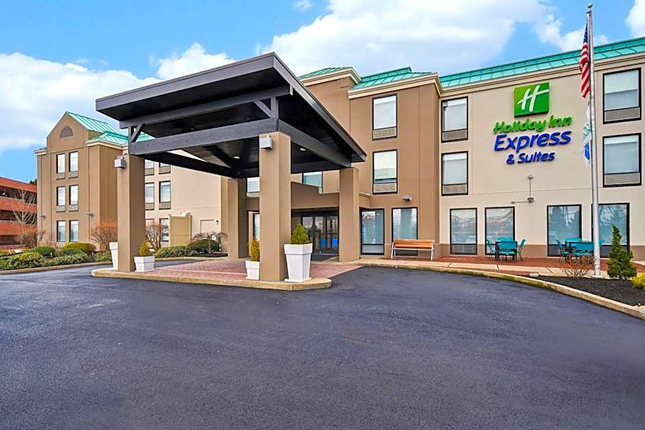 Holiday Inn Express & Suites Allentown-Dorney Park Area By IHG