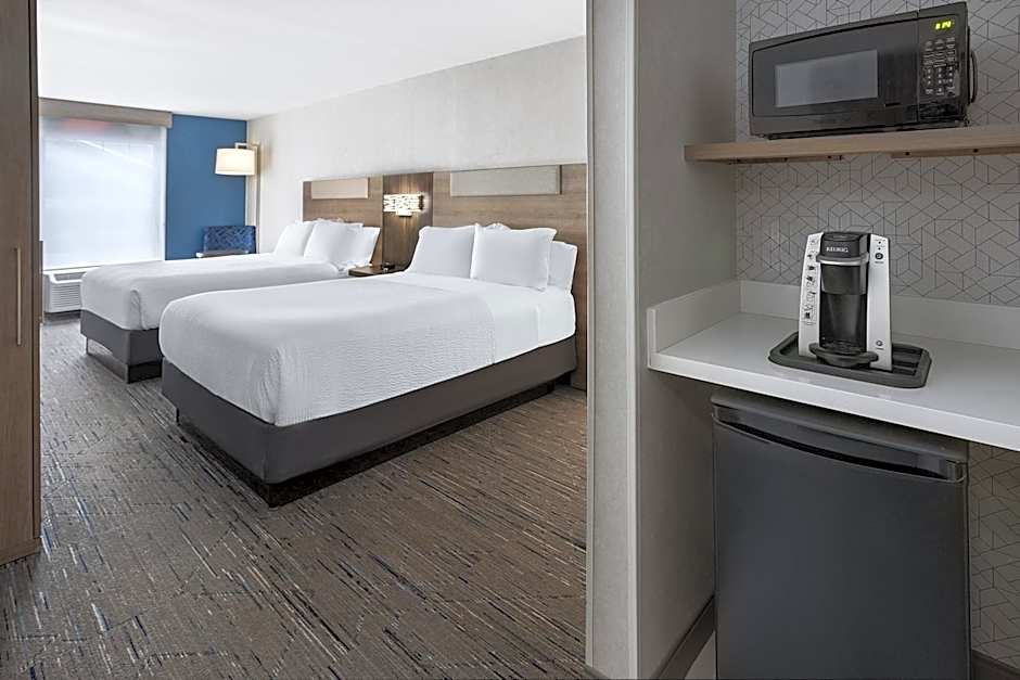 Holiday Inn Express Hotel & Suites Brattleboro By IHG