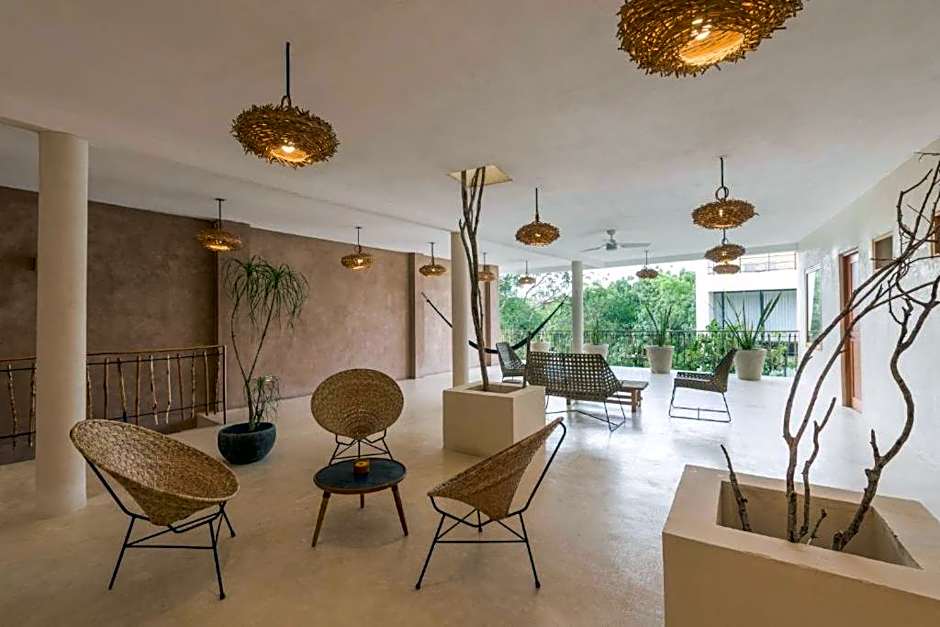 Koos Tulum Hotel