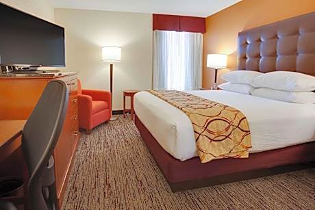 Deluxe Queen Room