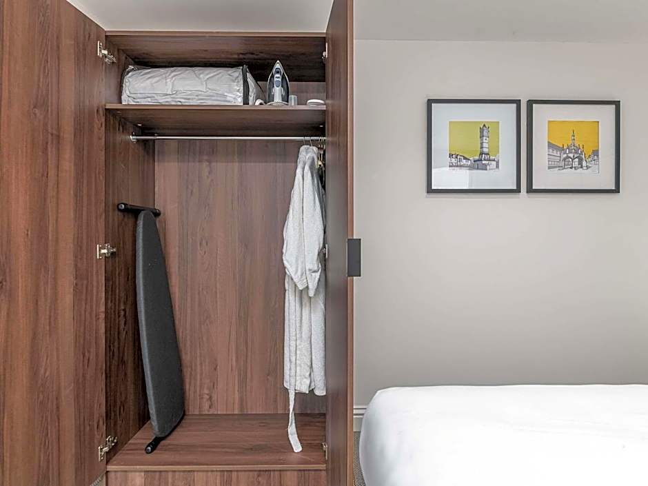 Mercure Salisbury White Hart Hotel