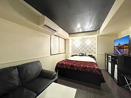 Moderate Double Room Smoking