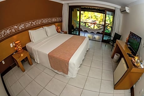 Deluxe Apartment with Garden View