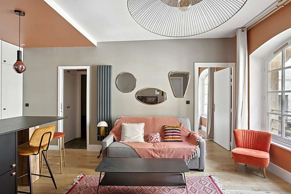 Dans Hôtel Particulier Le Marais Paris By Weekome