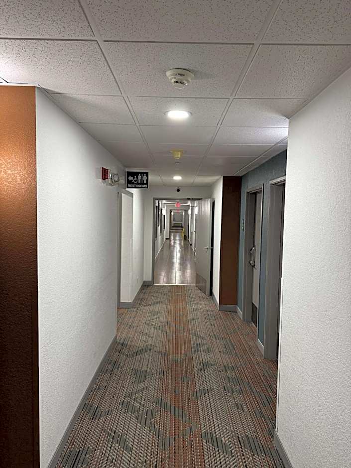 Comfort Suites Omaha Northwest