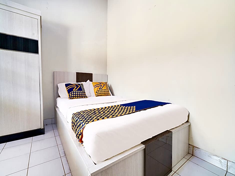 SPOT ON 93005 Berkah Kedawung Syariah  Near Fakultas Farmasi Universitas Muhammadiyah Ahmad Dahlan C