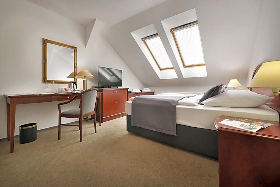 Prague Season Hotel