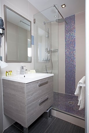 Superior Double Room with Seaview - Second Floor