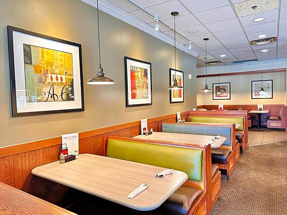 Holiday Inn Hotel & Suites Regina By IHG