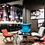 Motel One Frankfurt-East Side