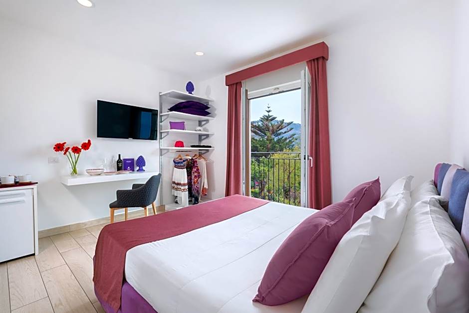 Eterea Charming Suites