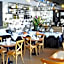 Goldberry Suites & Hotel Mactan