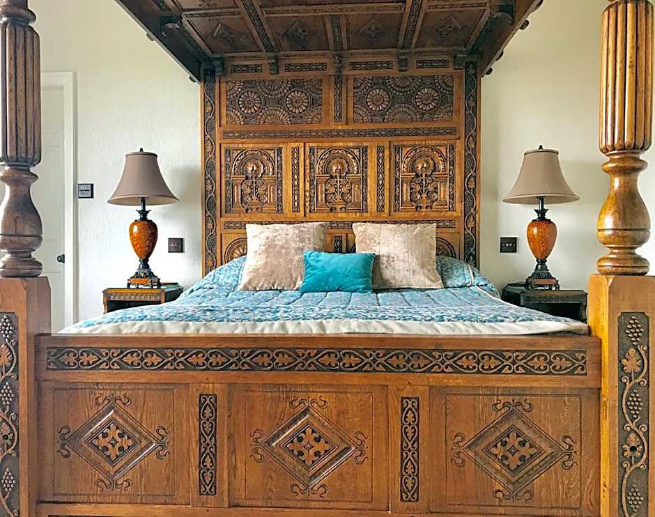 Loftsome Bridge Hotel