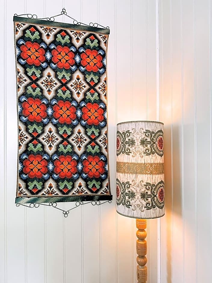 Svingen Guesthouse - Panoramic Fjord Views in Flåm