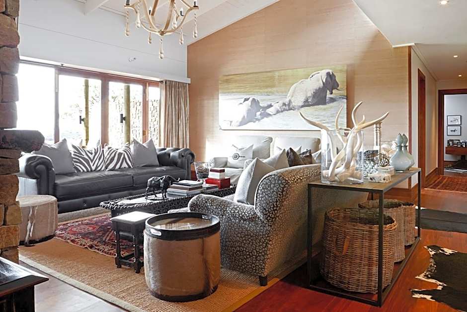 Kwandwe Private Game Reserve - Fort House