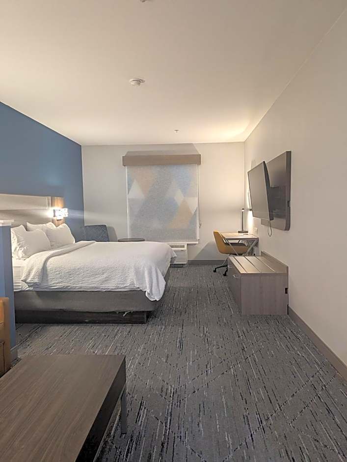 Holiday Inn Express Hotel & Suites Loveland By IHG