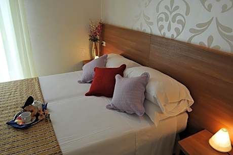 Double or Twin Room with Private Bathroom