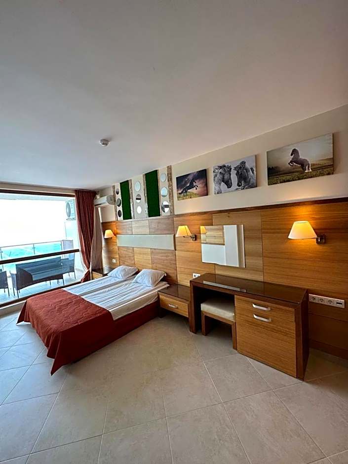 Briz Beach apartments - section B