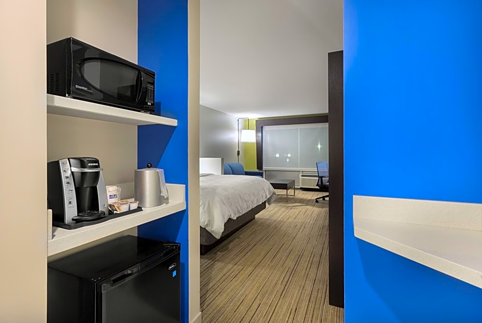 Holiday Inn Express - Lake Park, an IHG Hotel
