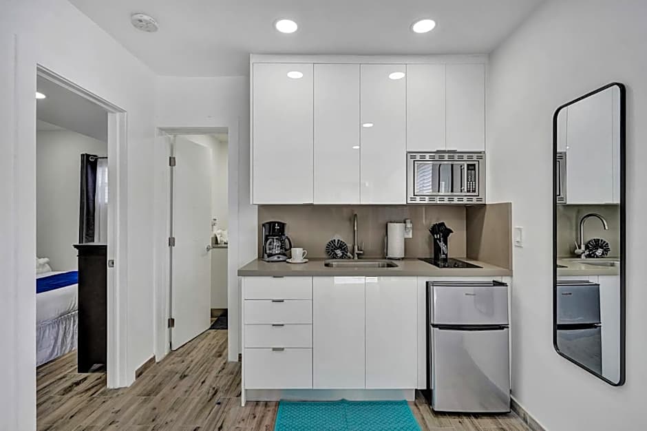 Sunshine vibes villa - Close to Beach