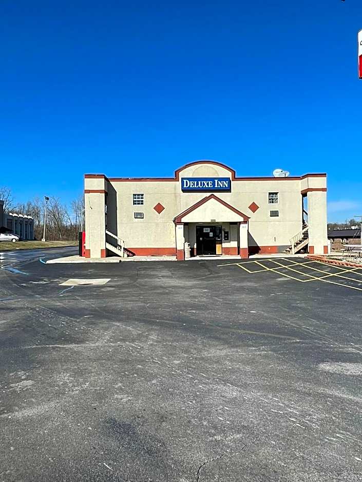 DELUXE INN