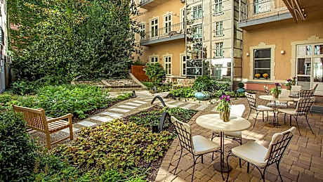 Mamaison Residence Izabella Budapest