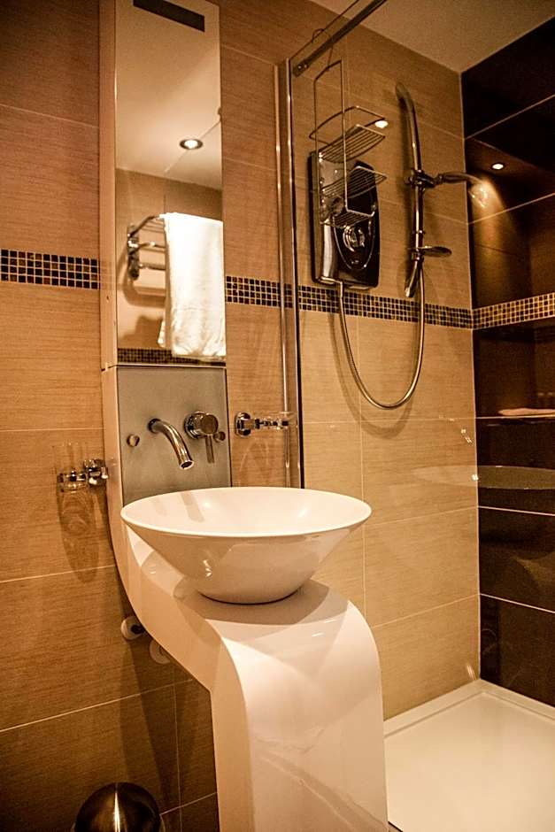 Trivelles Park Hotel