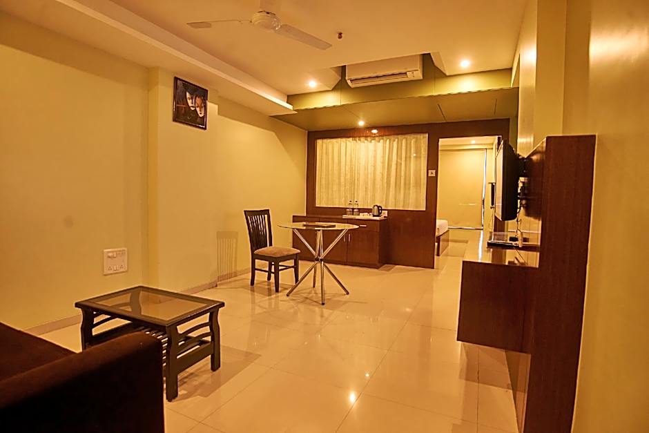 Hotel G-Square Shirdi
