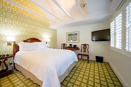 The Bergson, BW Signature Collection