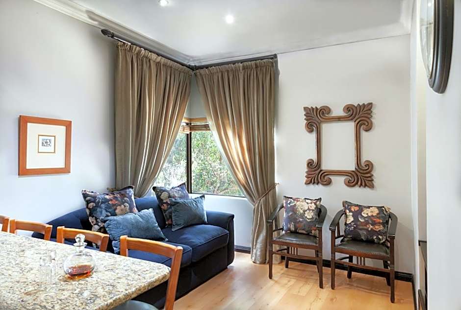 InnJoy Boutique Hotel