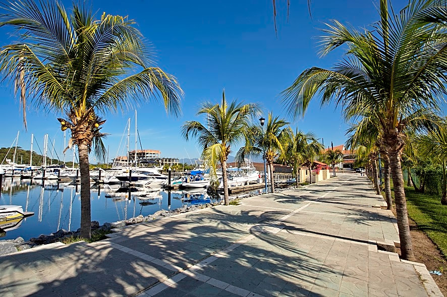 Park Royal Beach Ixtapa - All Inclusive