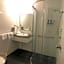 Allan Cunningham Motel