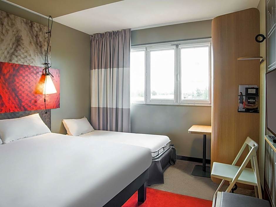 ibis Tarbes Odos