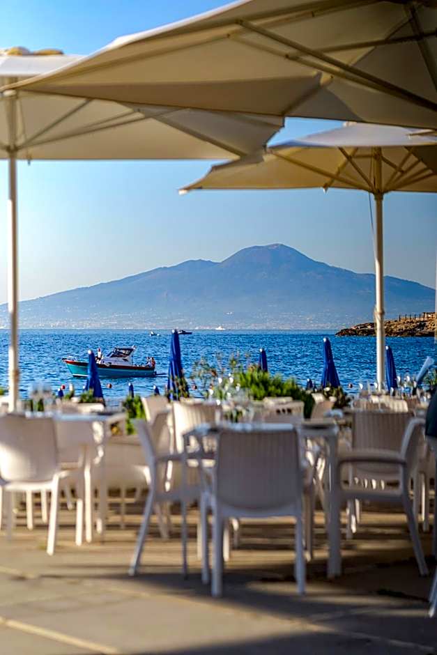 Hotel Baia Di Puolo