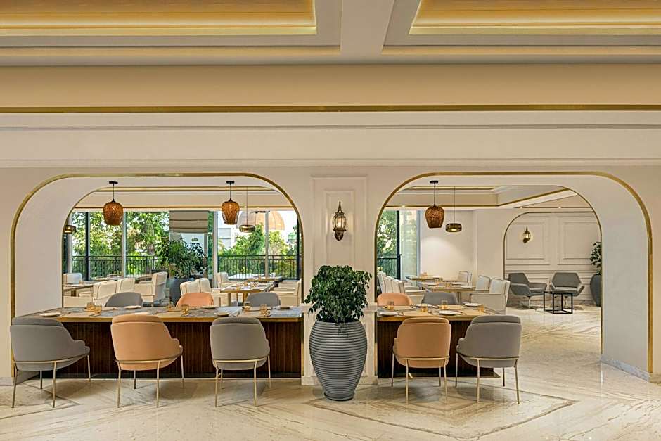Renaissance Lucknow Hotel