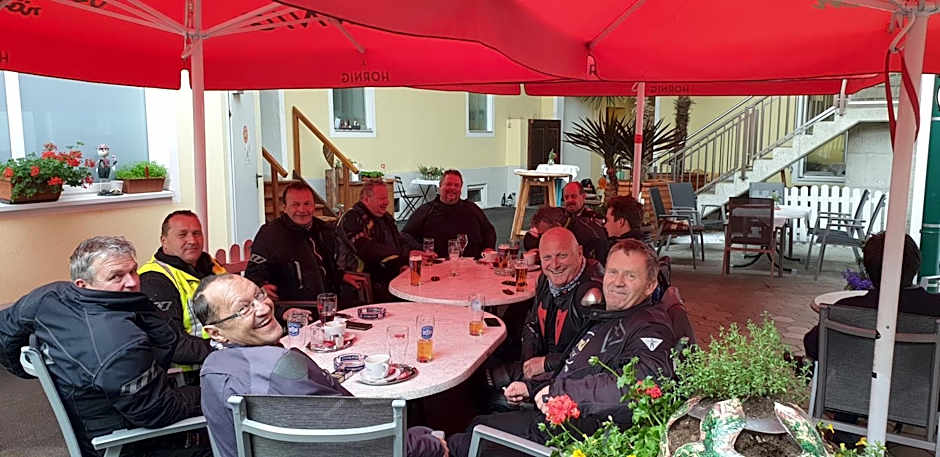 Hotel-Gasthof-Fleischerei - Zur alten Post