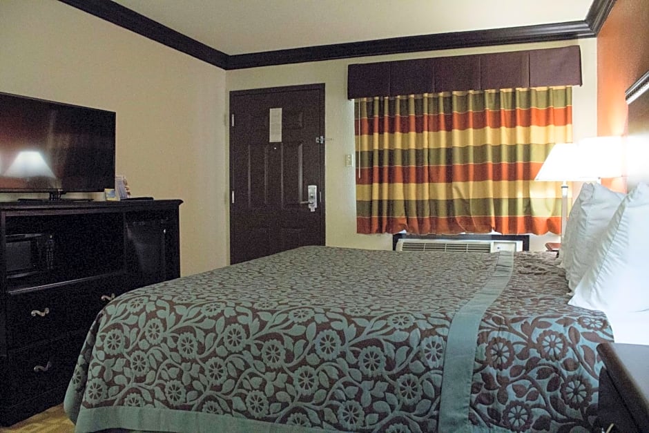 Days Inn by Wyndham Oklahoma City/Moore