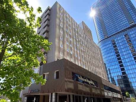 Ladies single 13.5 square meters