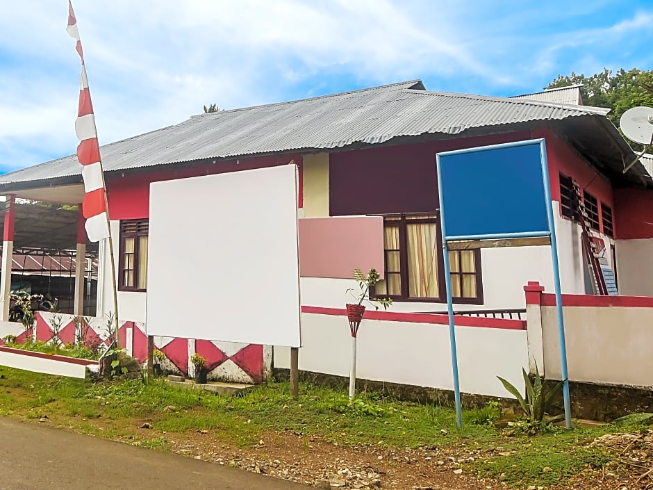 OYO Homes 91101 Homesstay Desa Wisata Marinsow