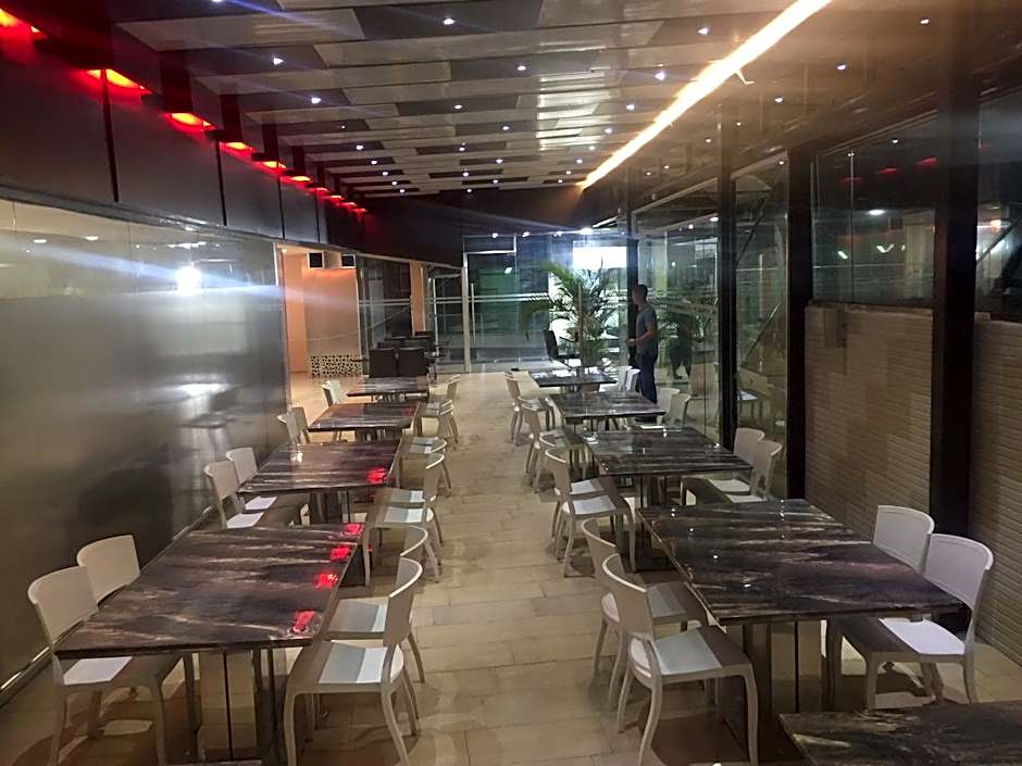 Grand International Hotel