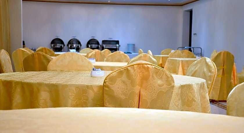 Sahara Hotel Apartment