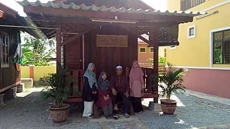 Standard Family Room