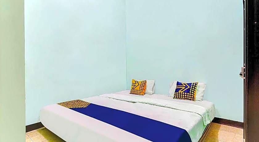 SPOT ON 91159 Kost Putrana Syariah