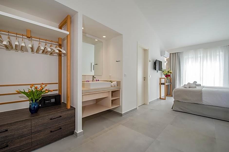 Lotus Hotel Apartments